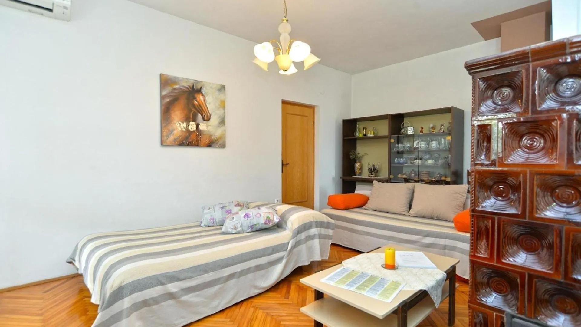 Ferienwohnung Fuer 6 Personen Ca 85 Qm In Fazana-Surida, Istrien Istrische Riviera Valbandon
