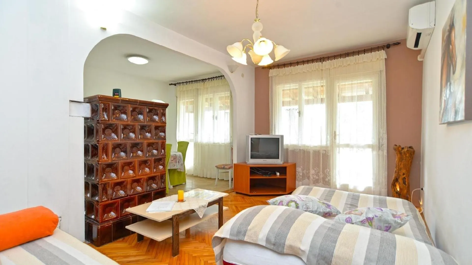 Ferienwohnung Fuer 6 Personen Ca 85 Qm In Fazana-Surida, Istrien Istrische Riviera Valbandon 0*,