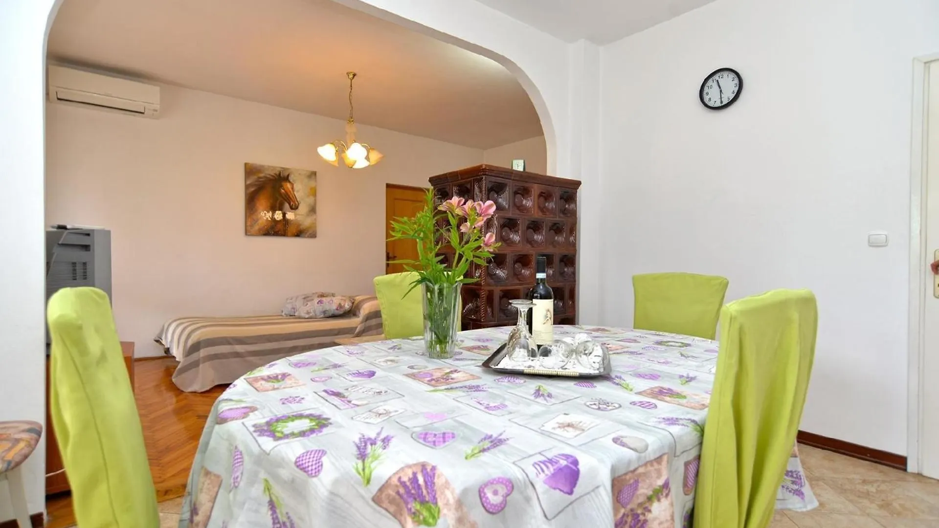 Ferienwohnung Fuer 6 Personen Ca 85 Qm In Fazana-Surida, Istrien Istrische Riviera Valbandon